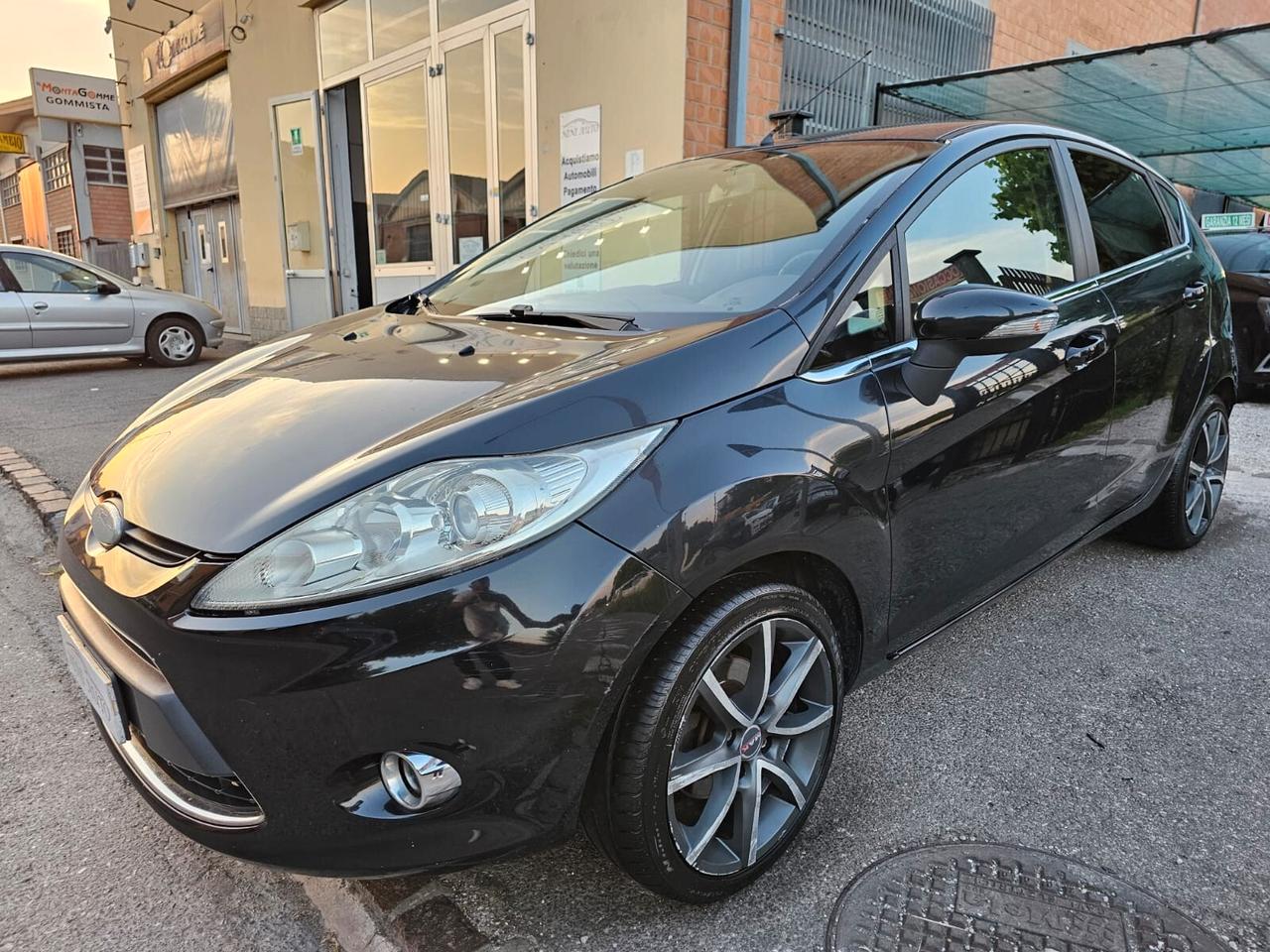 Ford Fiesta 1.2 82cv Titanium*Clima*Cerchi*Neopatentati