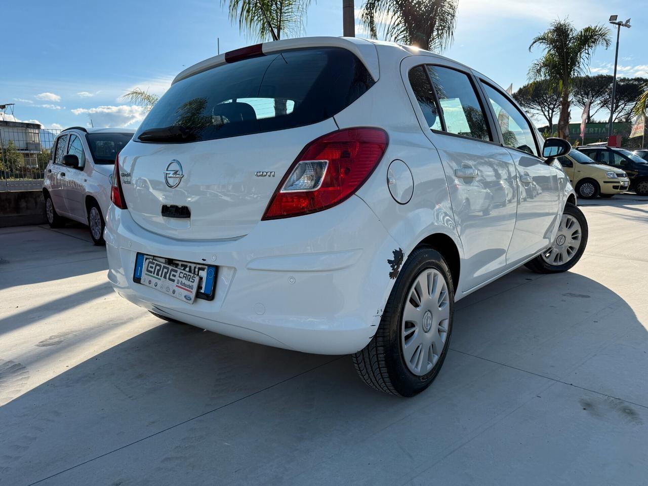OPEL CORSA ANNO 10/2013 1.3 DIESEL 75 CV