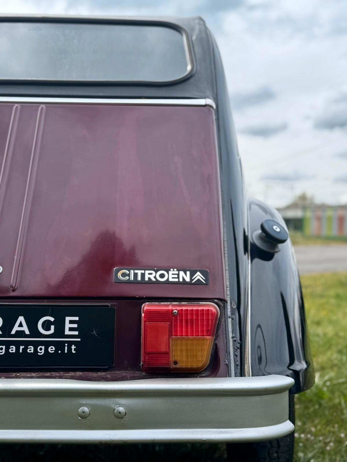 Citroen 2CV6 "Charleston"