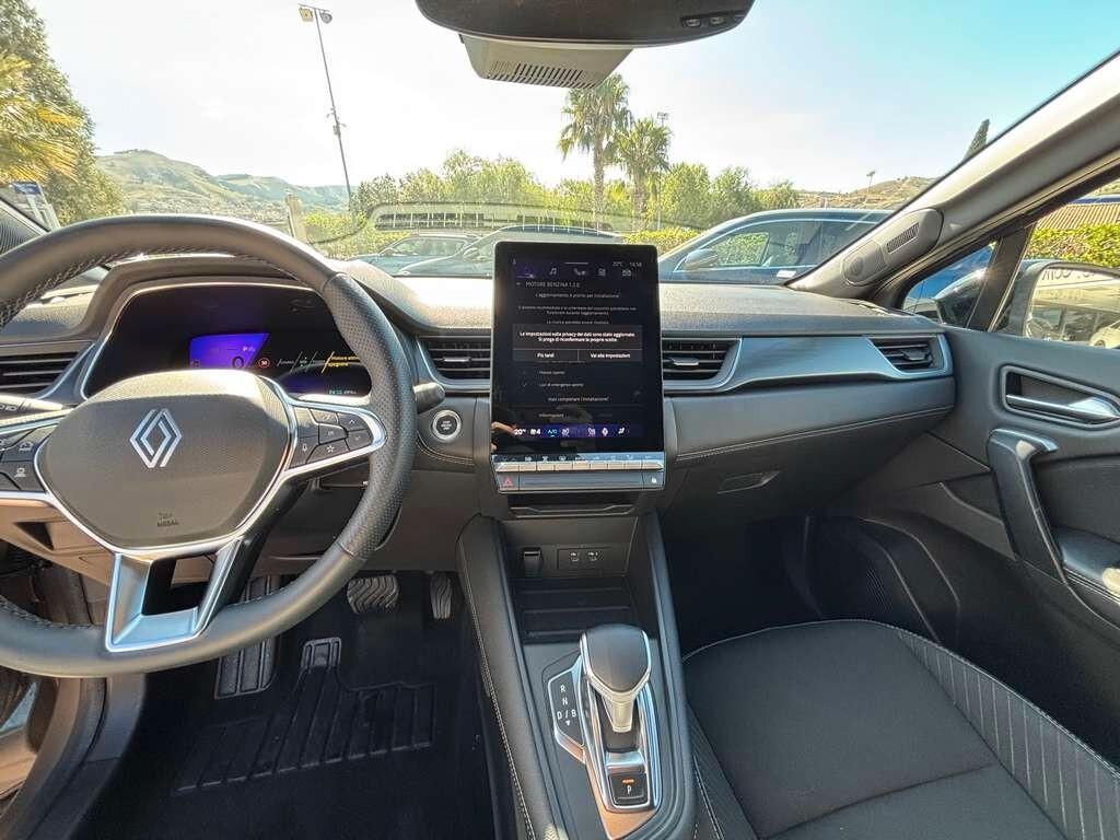 Renault Symbioz Full Hybrid E-Tech 145 CV Iconic 2025/ KM 24.000 IVA ESPOSTA Tua a solo 255 Euro al mese