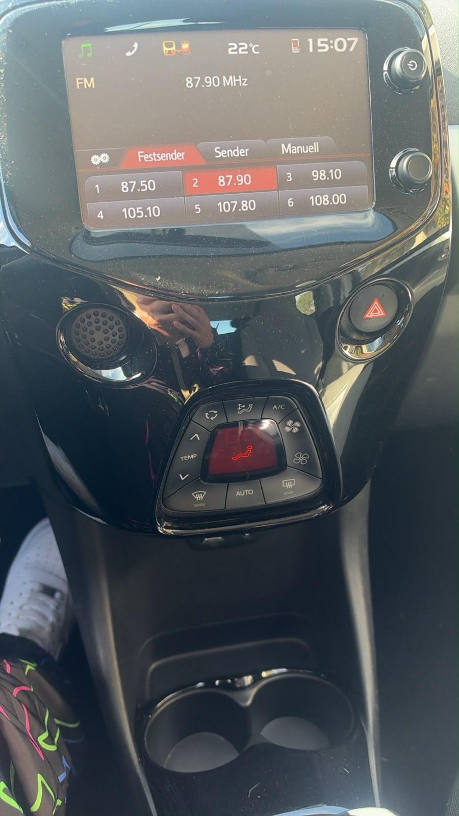 Citroen C1 PureTech 82 5 porte Shine Navi Camera