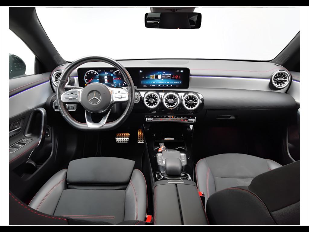 Mercedes-Benz CLA Coupe - C118 - CLA Coupe 180 d Premium auto