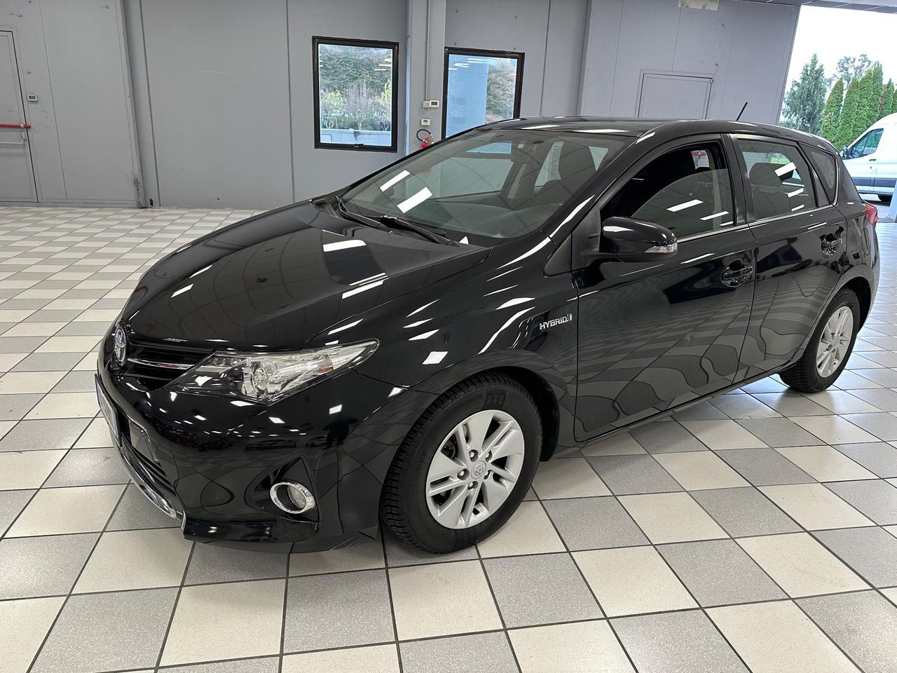Toyota Auris 1.8 Hybrid Lounge