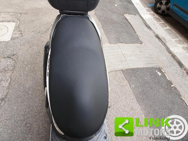 KYMCO People GT300i People GT 300i