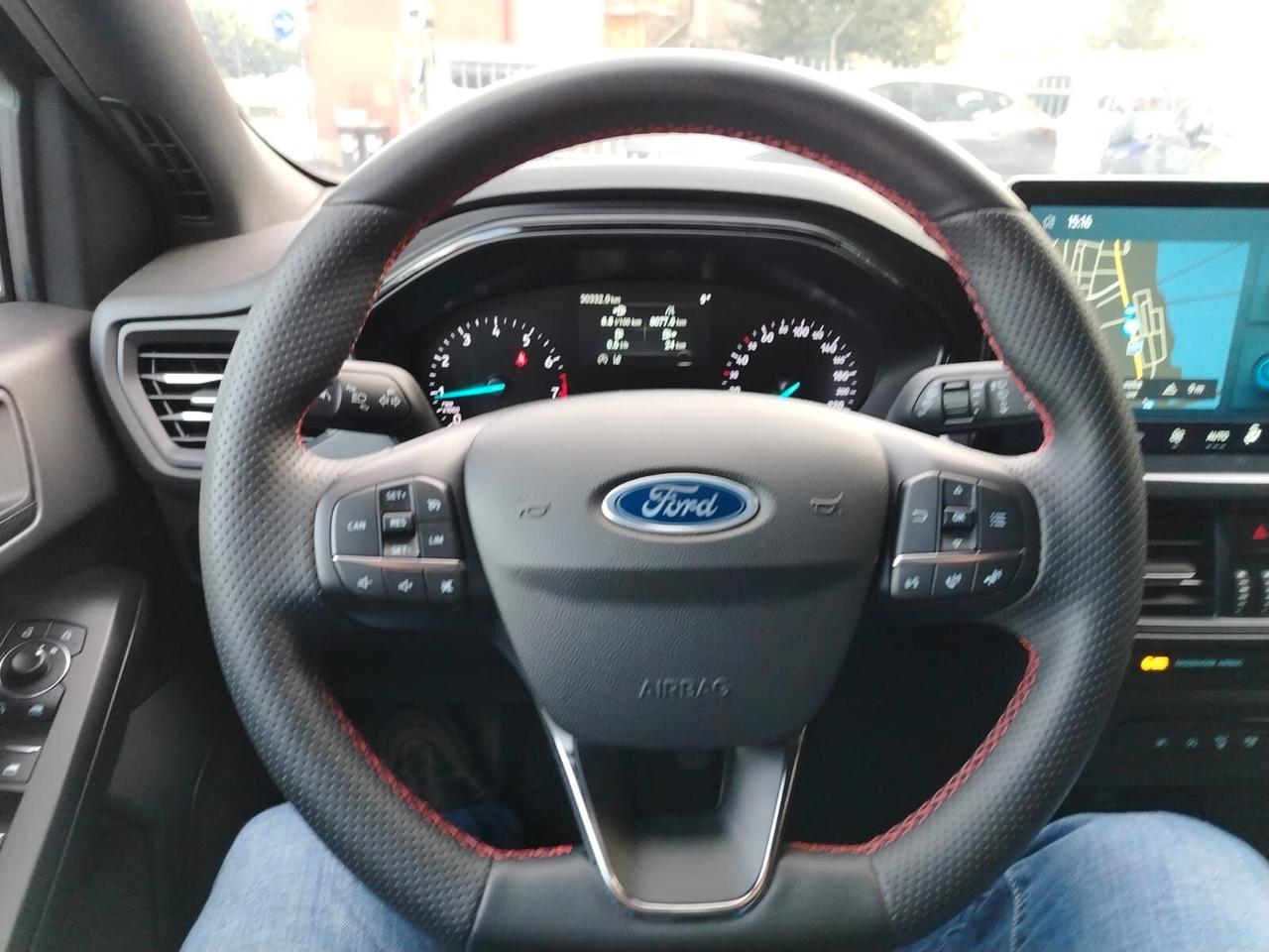 Ford Focus 1.0 EcoBoost Hybrid 125 CV 5p. ST Line