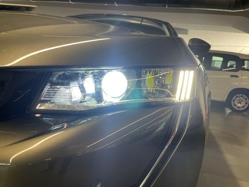 Peugeot 508 Berlina 1.6 HYbrid Allure e-EAT8