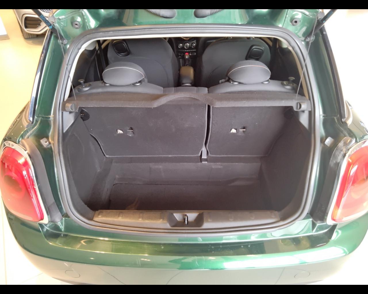 MINI Mini IV F55-F56 2014 - Mini 1.2 One 75cv 3p