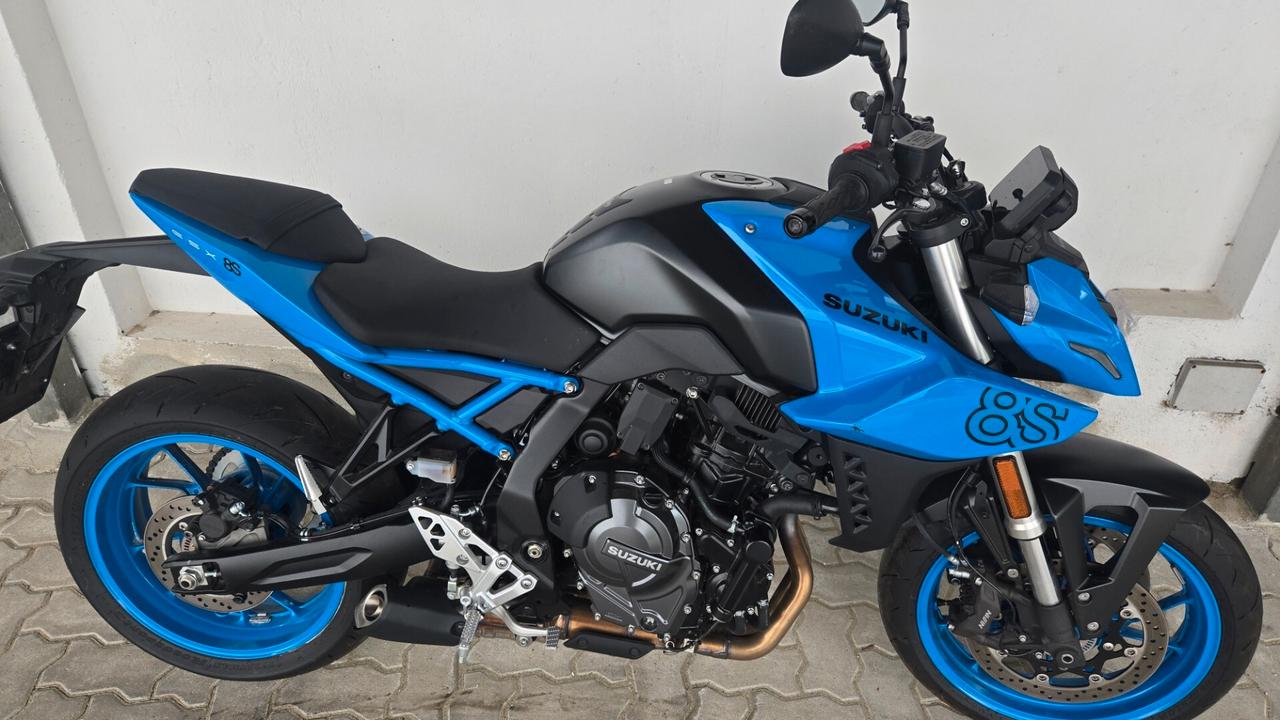 Suzuki GSX-8S X8S DEPOTENZIATA 35 KW ABS EURO 5