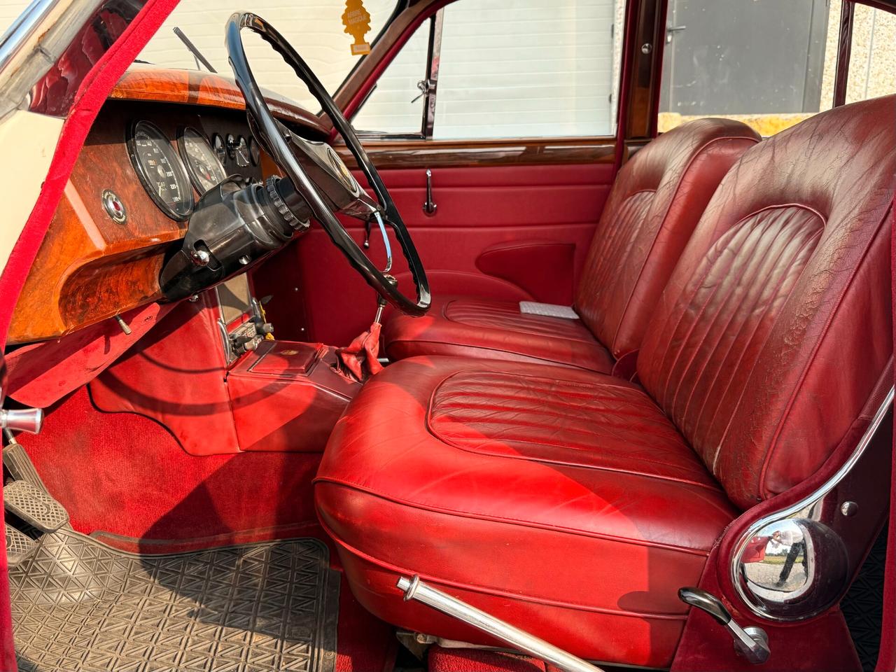 Jaguar MK II