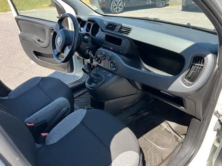 Fiat Panda 1.0 FireFly S&S Hybrid Garmin