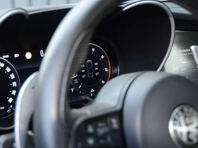 Alfa Romeo Giulia 2.0 t Sprint Q4 TURBO 280cv AT8 BENZINA