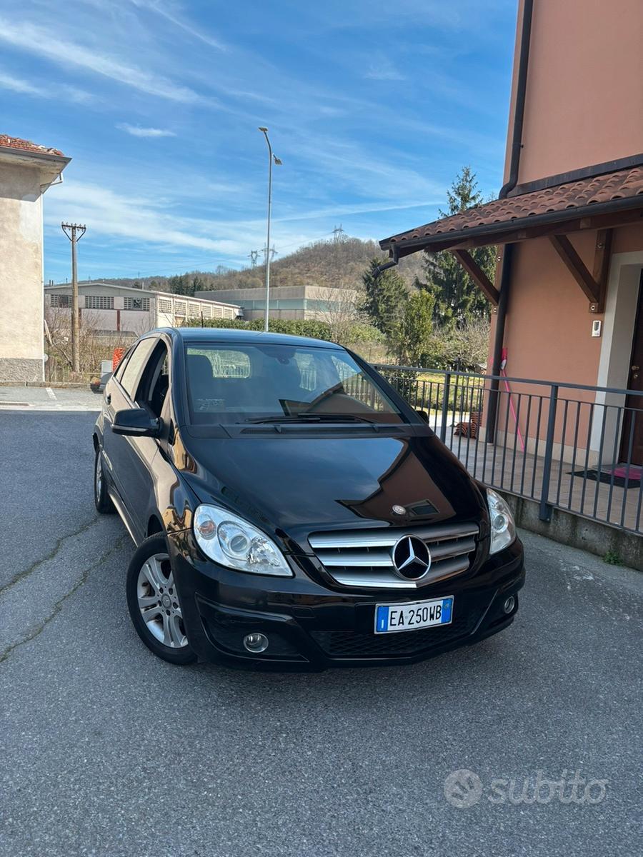 MERCEDES CLASSE B 180 2.0DIESEL 2010