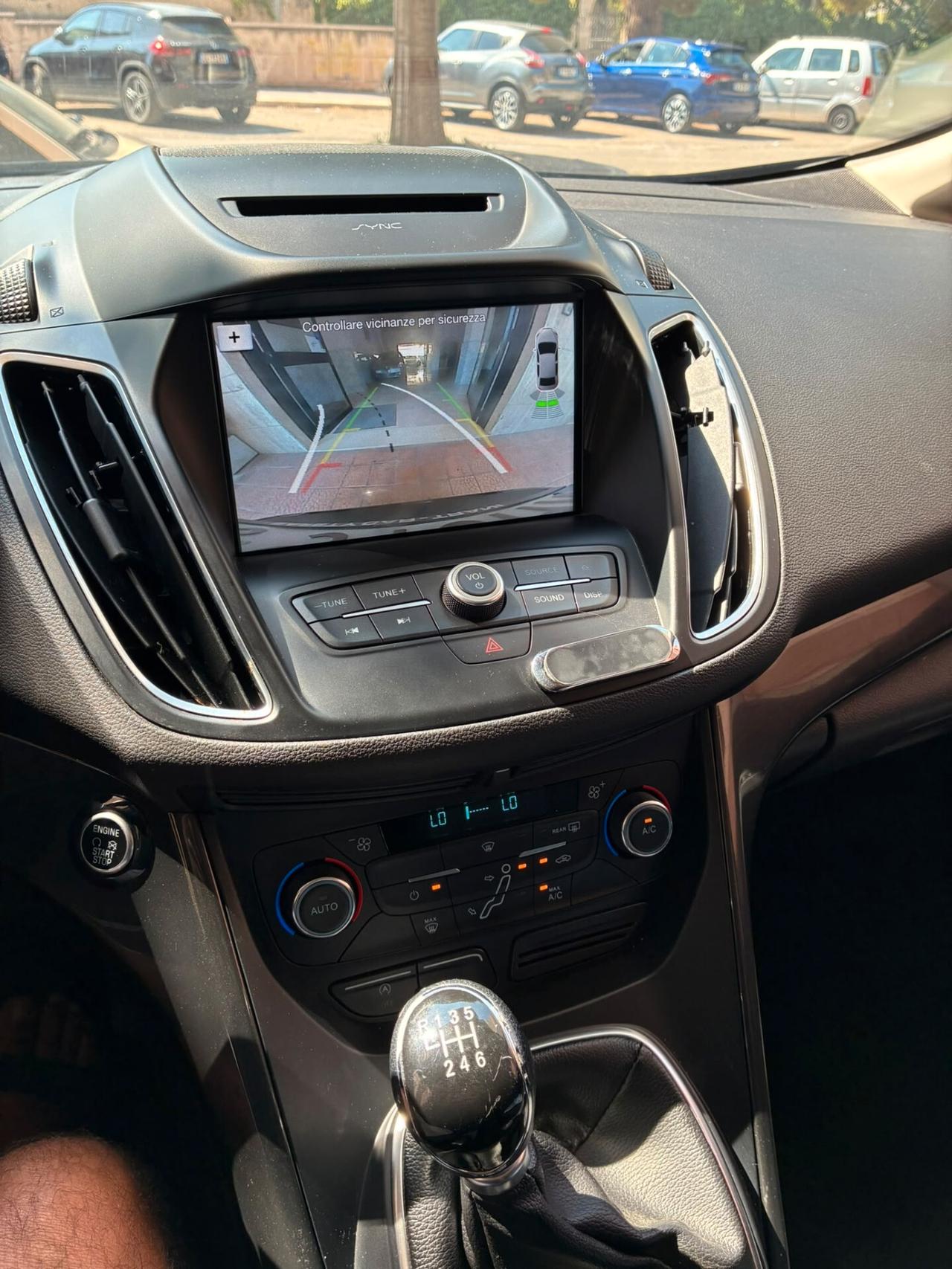 FordC-Max 1.5TDCi 120CV navi retro perfetta-18