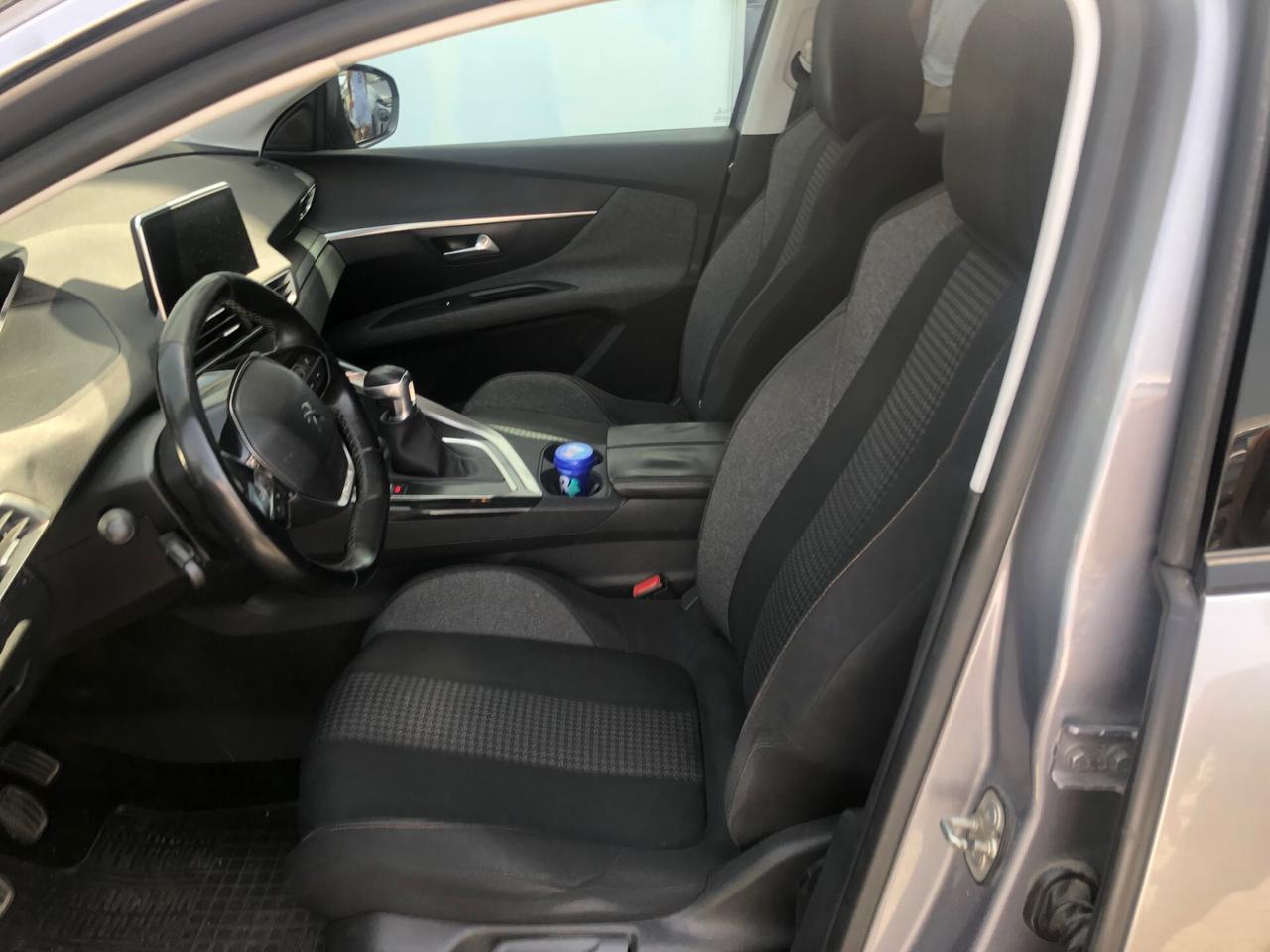 Peugeot 3008 BlueHDi 120 S&S Allure