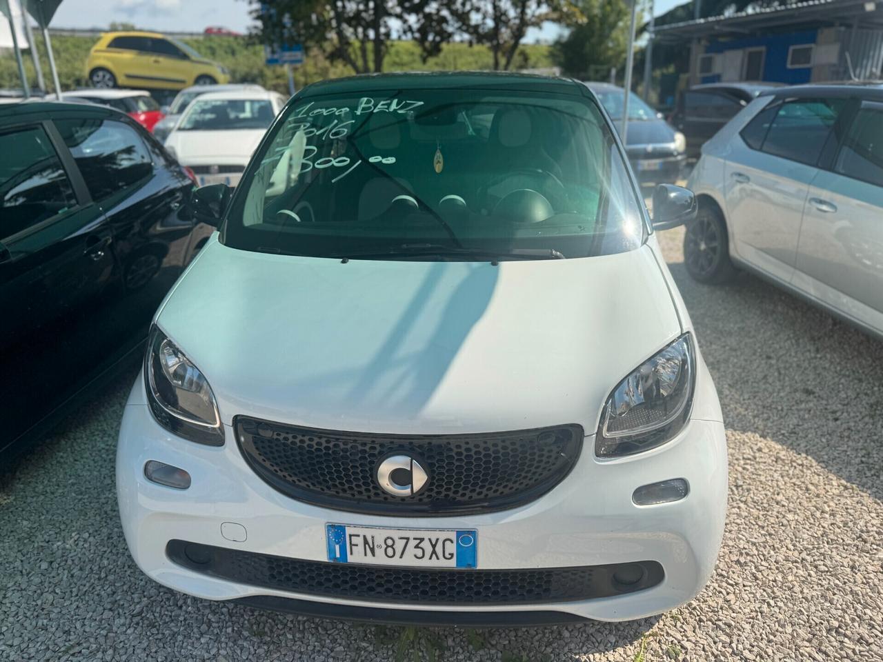 Smart ForFour 1000 benzina km certificati 2016