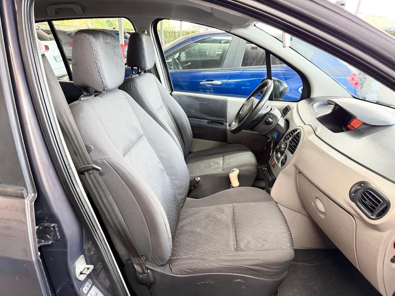 Renault Modus 1.5 dCi 82CV Confort Dynamique