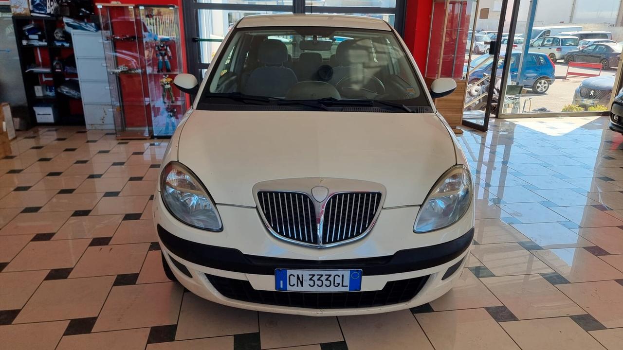 Lancia Ypsilon 1.3 Multijet 16V