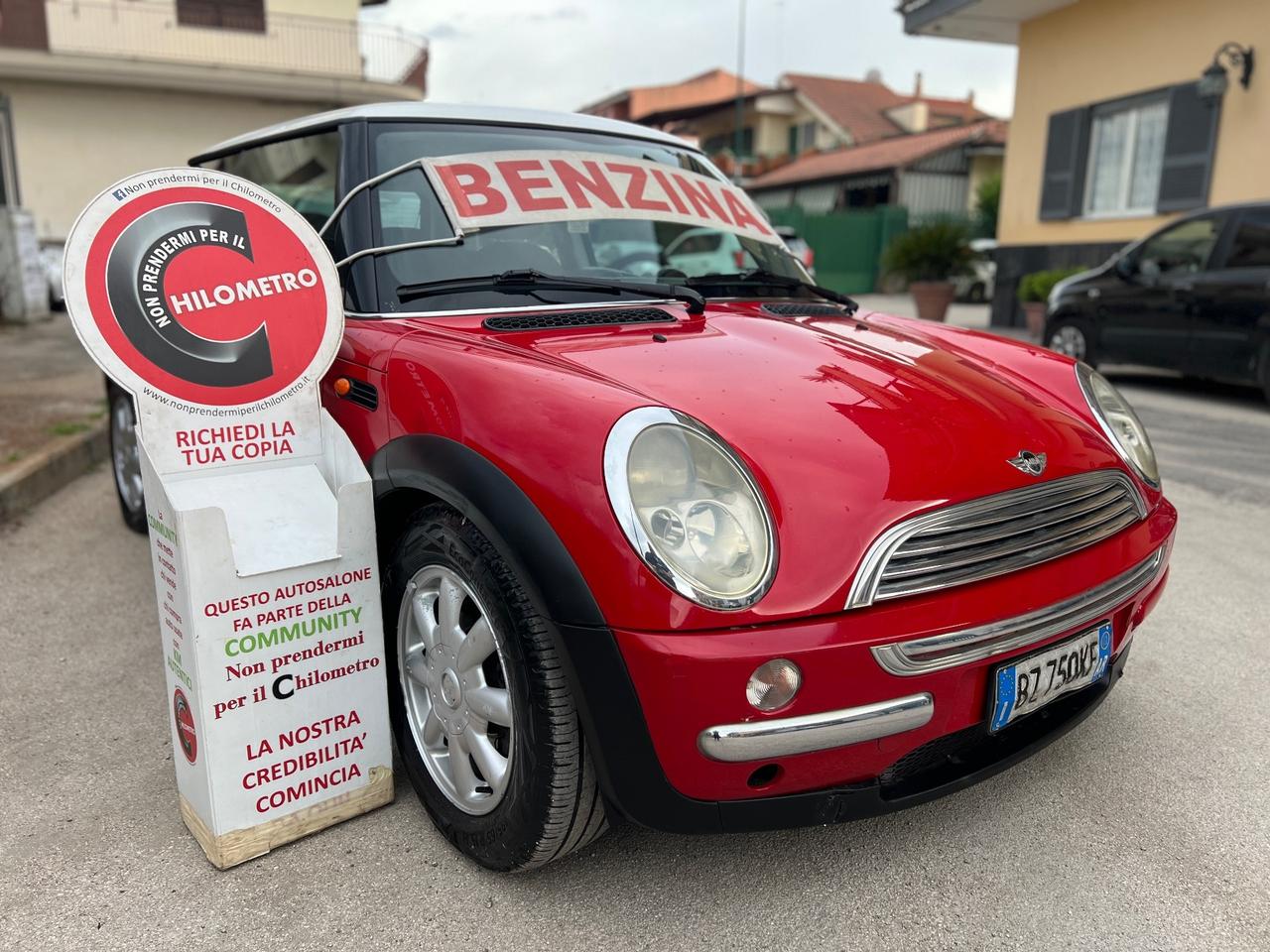 Mini Cooper 1.6 benzina Anno 2002