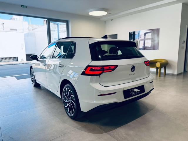 Volkswagen Golf 2.0 tdi Style 115cv dsg TETTO/IQLIGHT