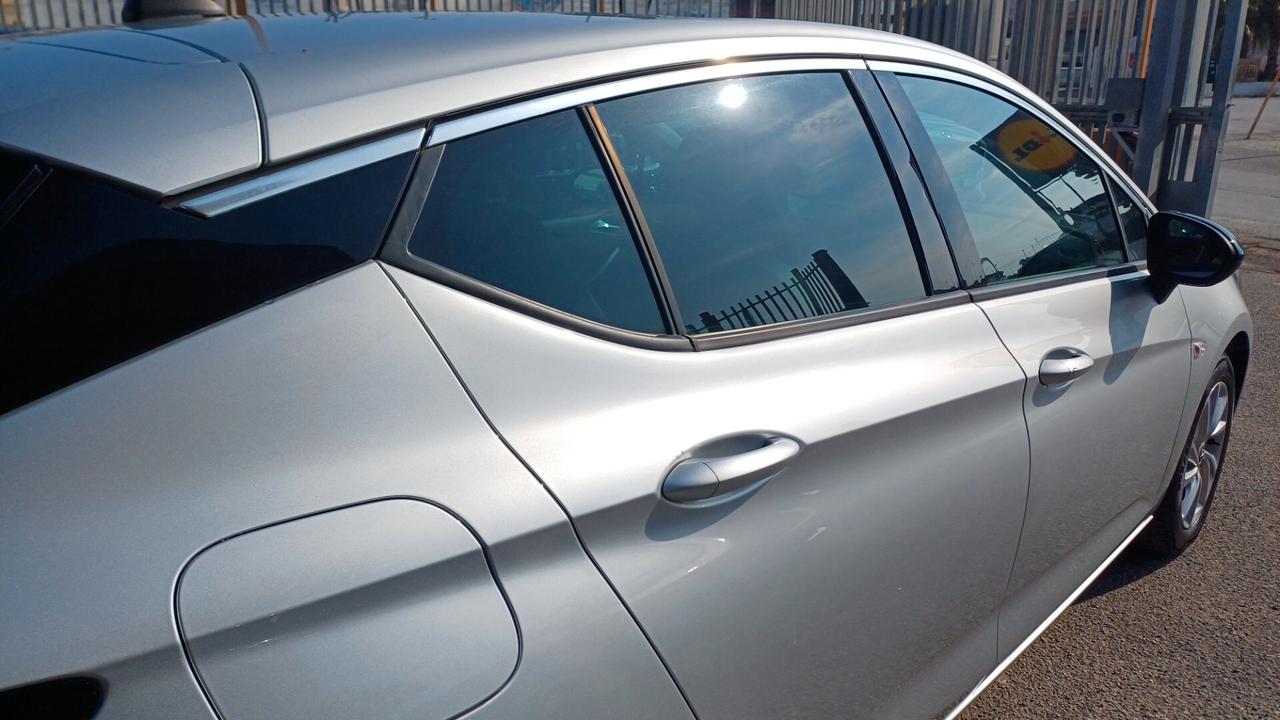 Opel Astra 1.5 CDTI 122 CV S&S AT9 74000KM!