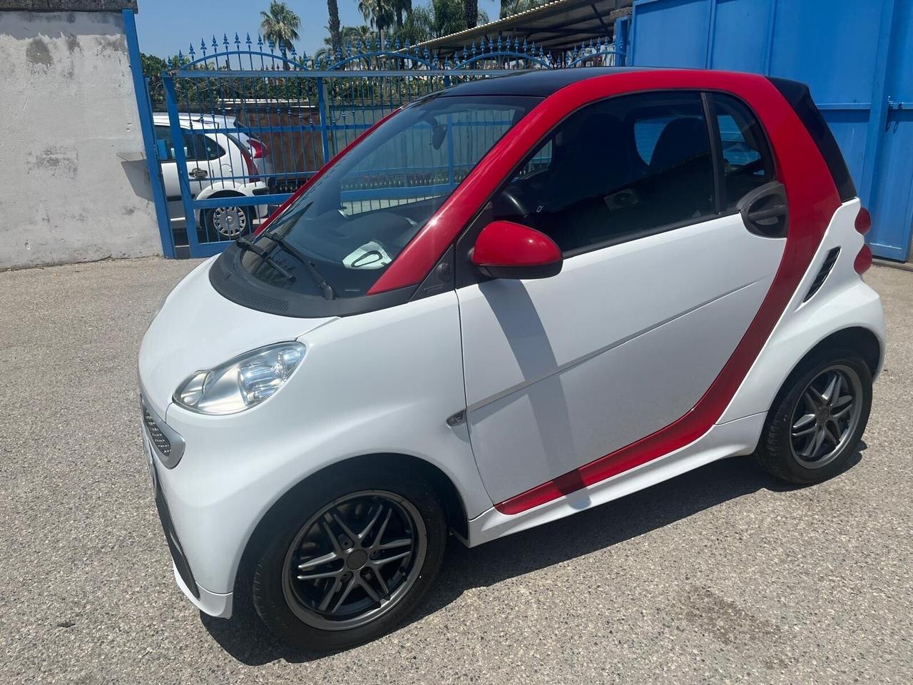 Smart for two 1.0 mhd/71 cv- km 69000-2014