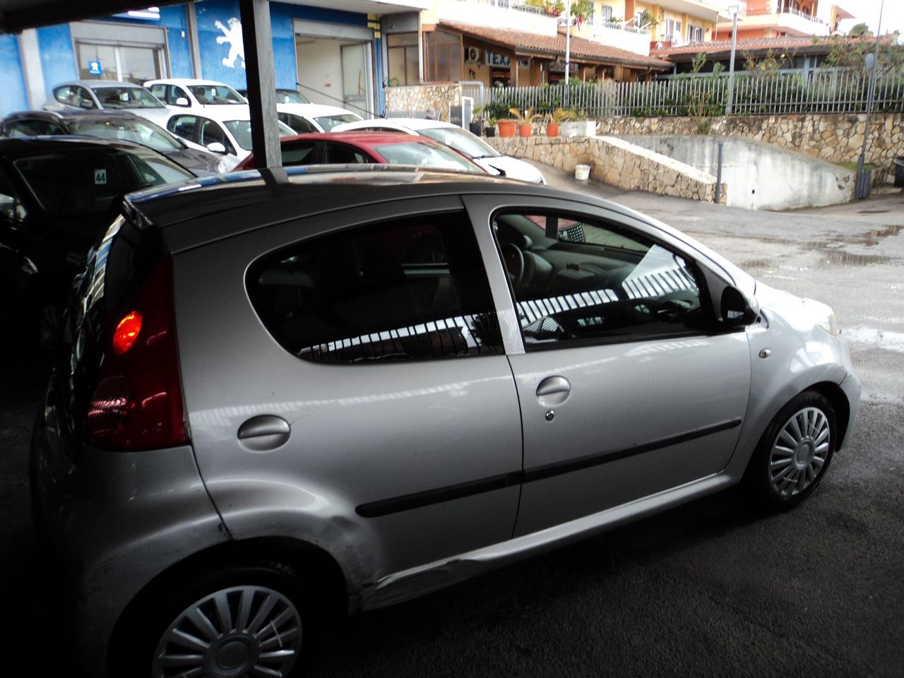 Peugeot 107 1.0 68CV 5p. Desir