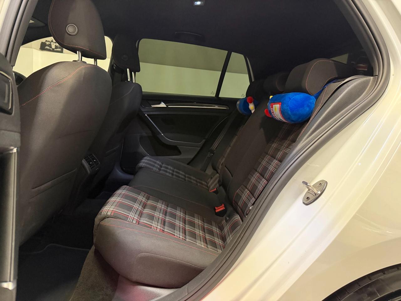 Volkswagen Golf GTI 2.0 TSI DSG STAGE 2 IS38 5 PORTE OVER 300