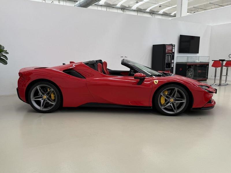 Ferrari SF90 SF90 Spider