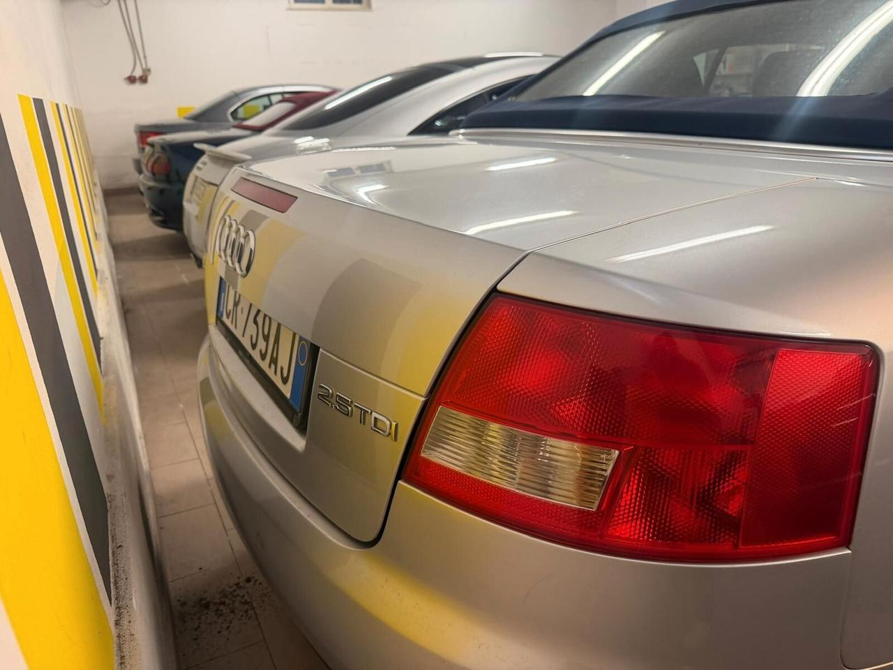 Audi A4 Cabriolet 2.5 V6 TDI cat