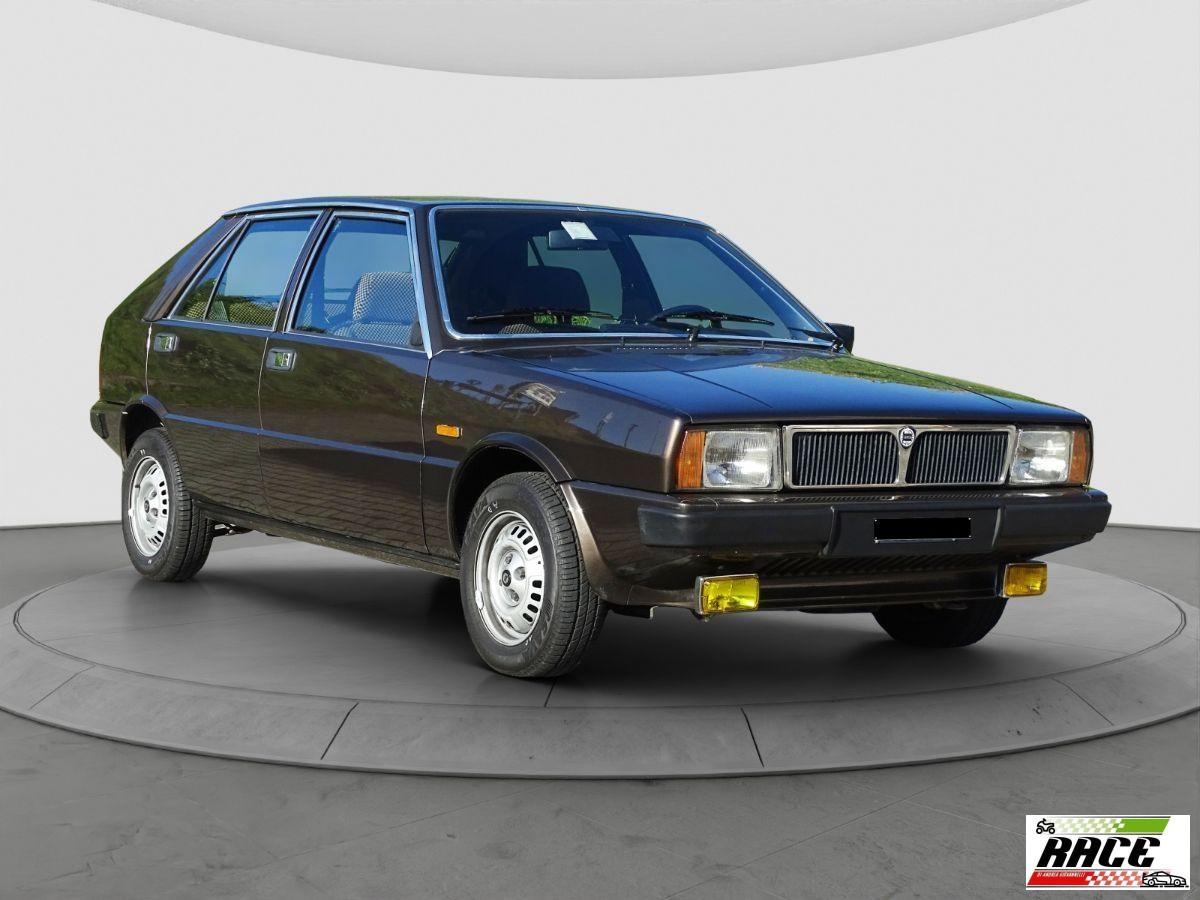 LANCIA - Delta - 1.5