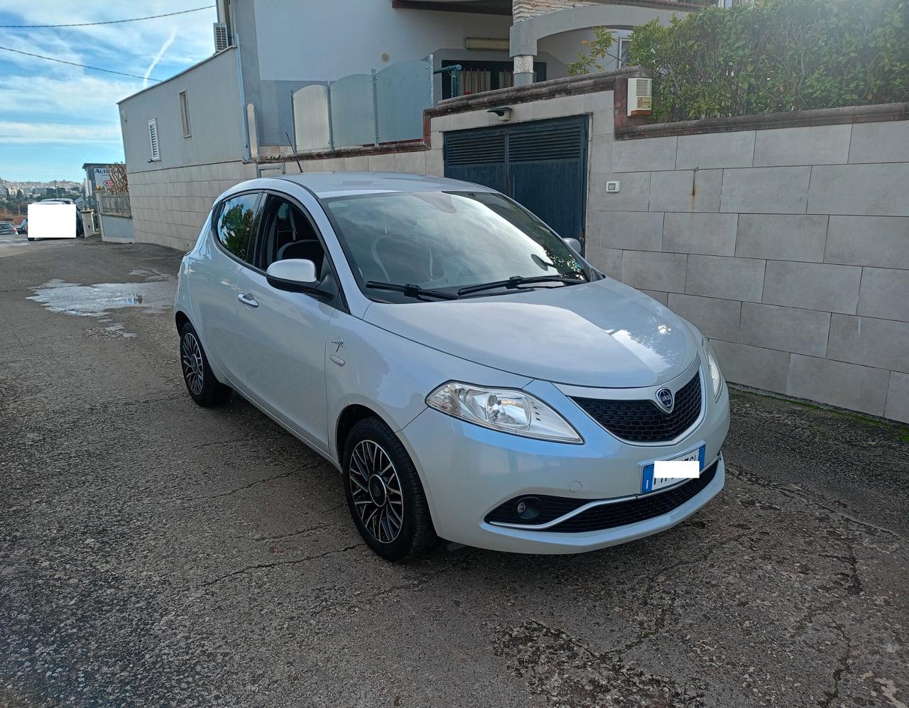 Lancia Ypsilon 1.3 Multijet 95 CV euro 6