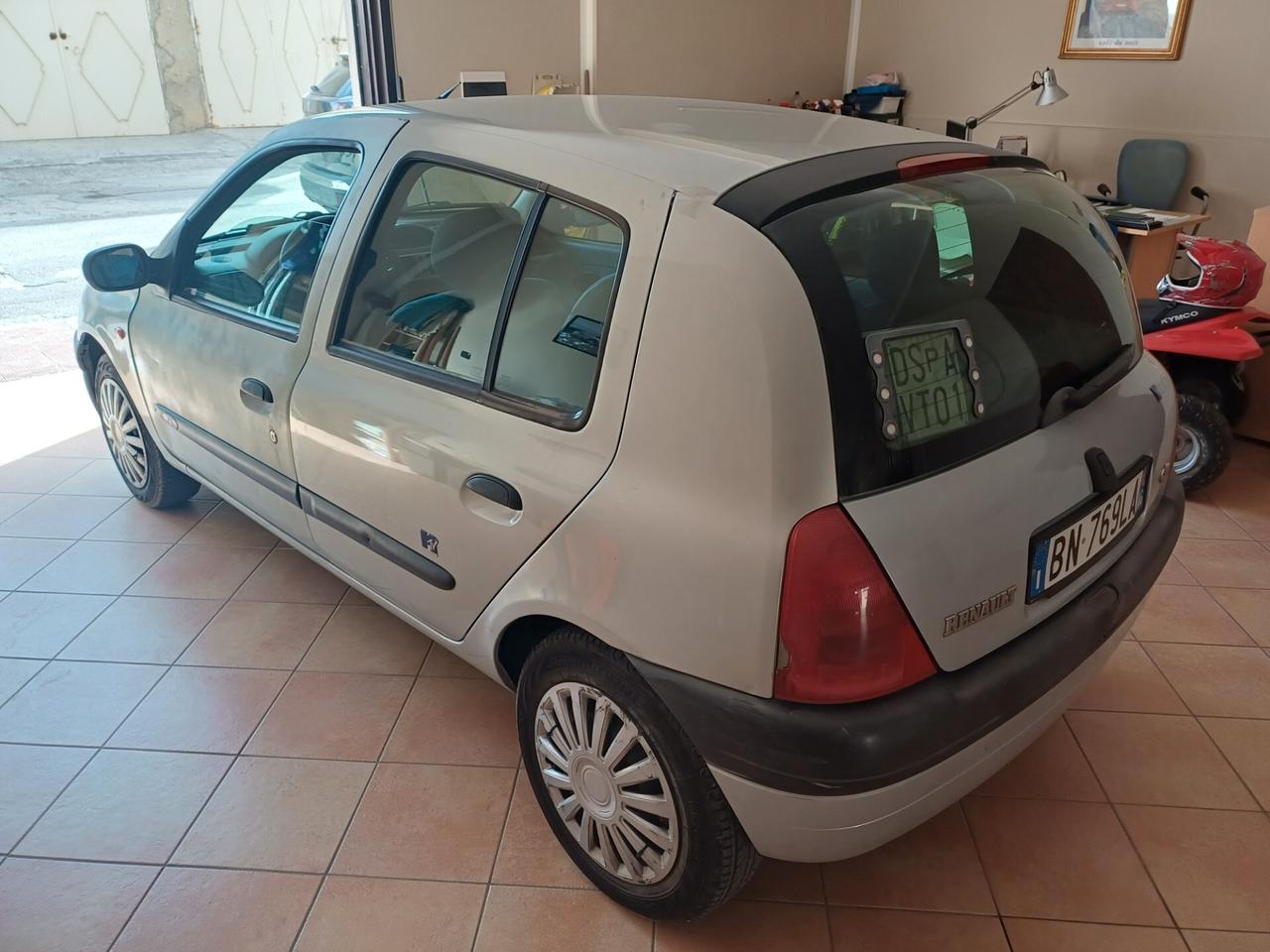 Renault Clio 1.2 16V cat 5 porte Vitaminic