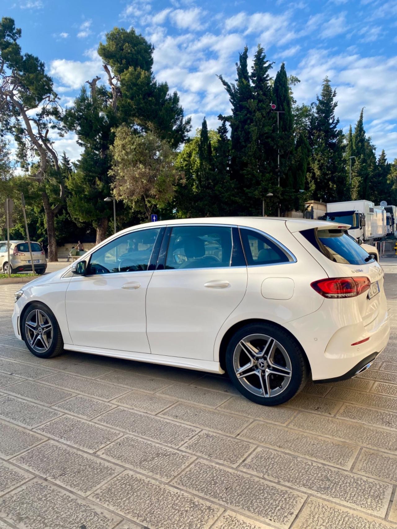 Mercedes-benz B 180 B 180 d Premium
