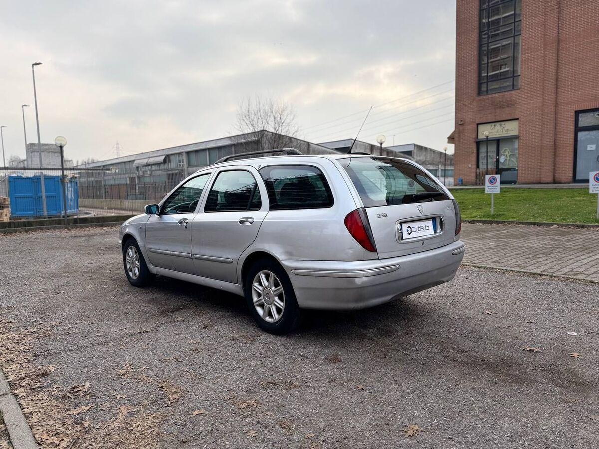 Lancia Lybra Station Wagon Lybra SW 1.9 Jtd Intensa