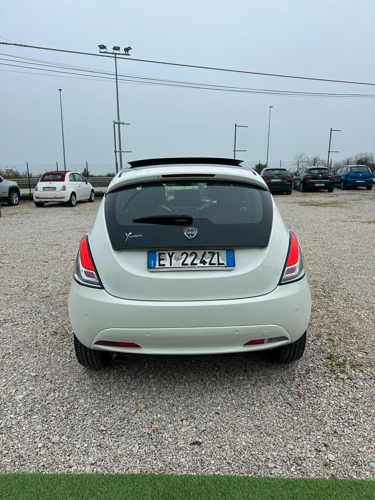 Lancia Ypsilon 1.3 MJT 16V 95 CV 5 porte S&S Elle