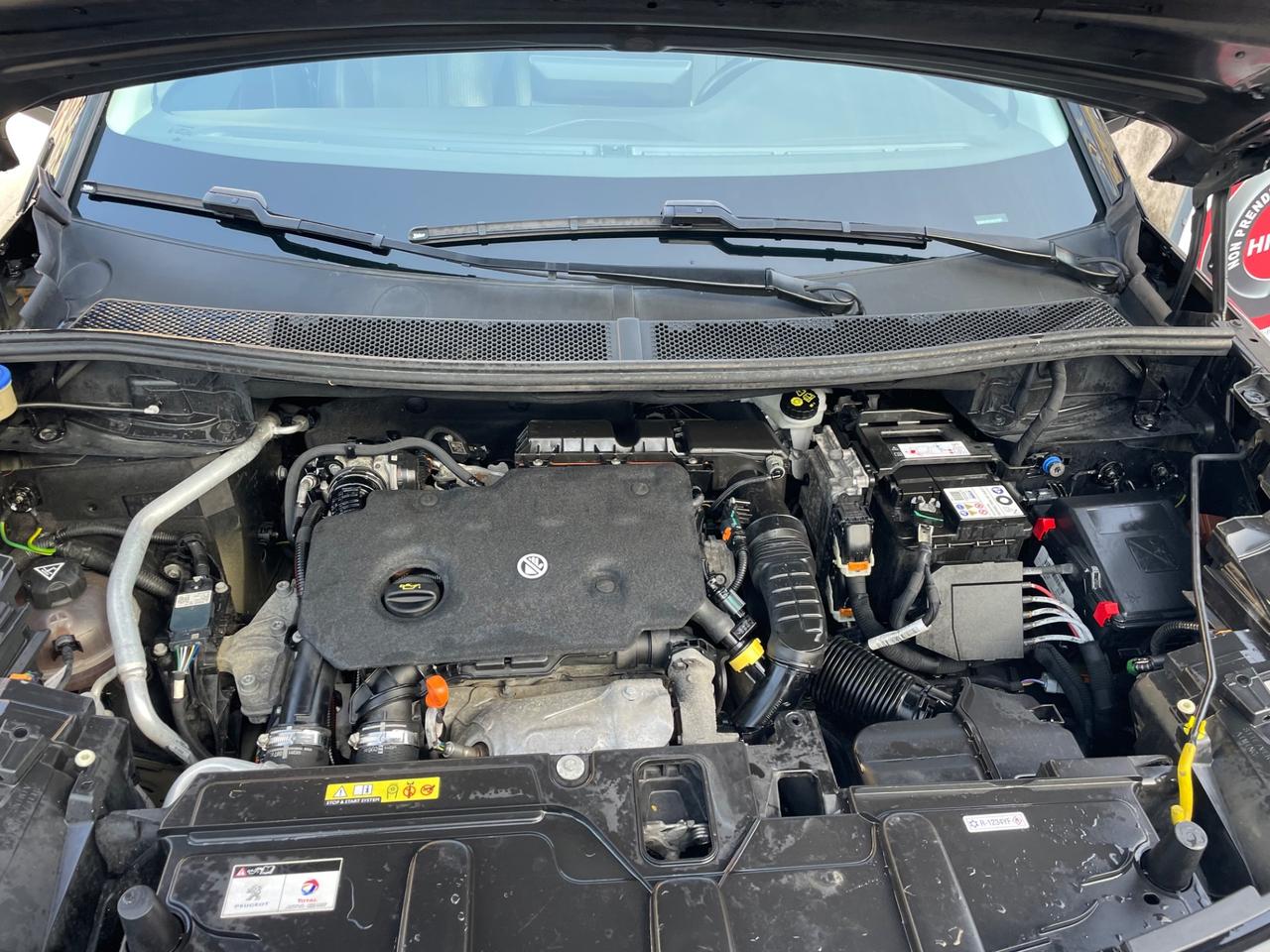 Peugeot 3008 BlueHDi 130 S&S EAT8 Allure