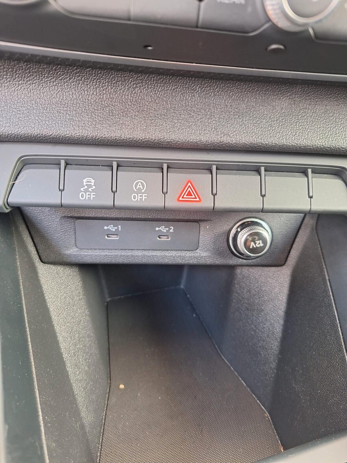 Audi A1 citycarver 30 TFSI Admired 2021