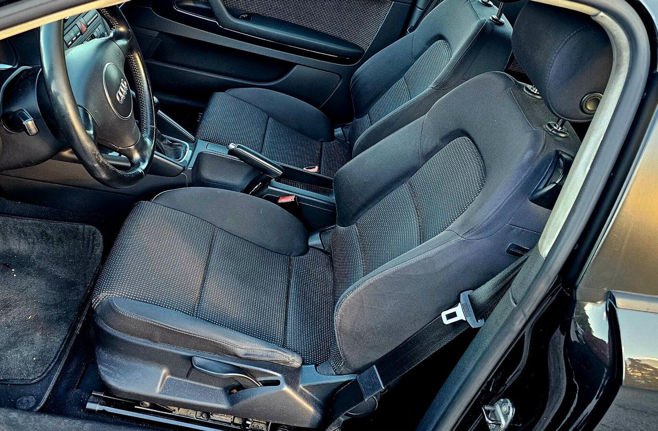 Audi A3 2.0 16V TDI Attraction