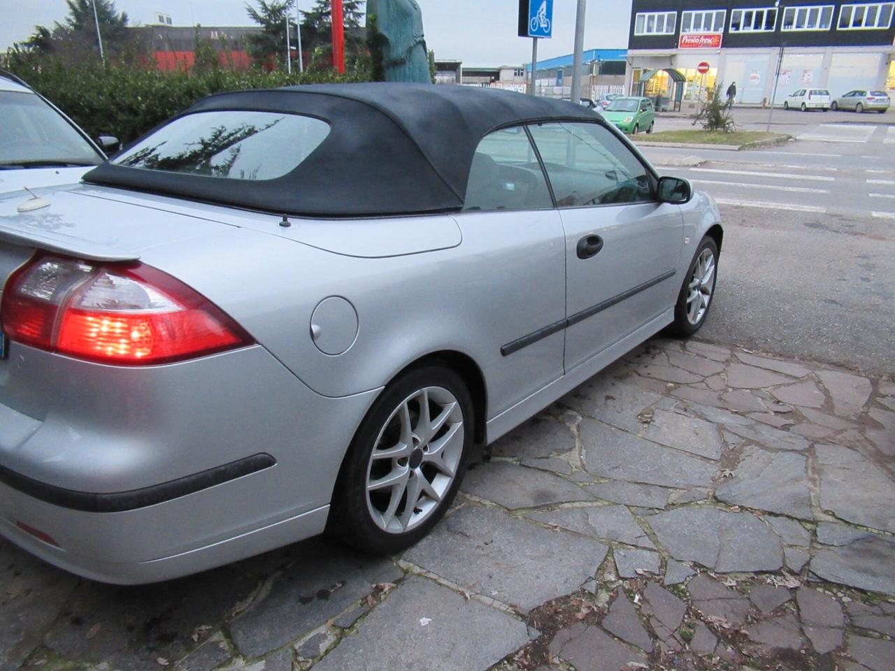 Saab 9-3 Sport Sedan 2.0 t Vector Cabrio allestimento AERO