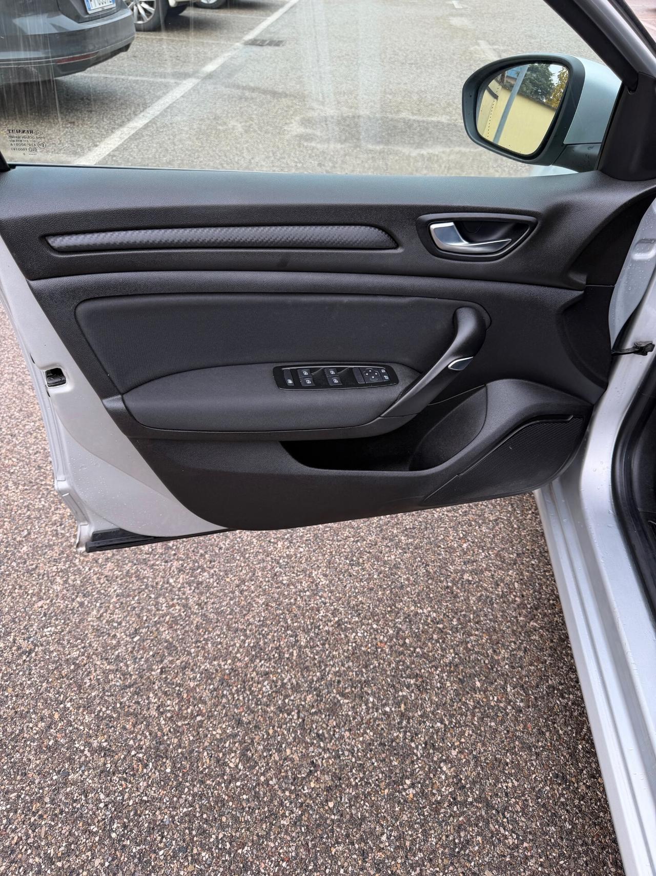 Renault Megane Sporter 1.5 dci - NEOP. - 12 MESI DI GARANZIA -