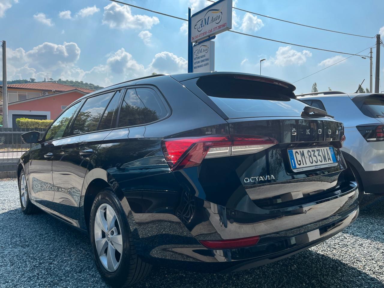 Skoda Octavia 2.0 TDI EVO SCR DSG Wagon 03/2023 KM 83430