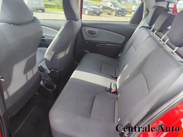 TOYOTA Yaris 1.5 Hybrid 5 porte Cool