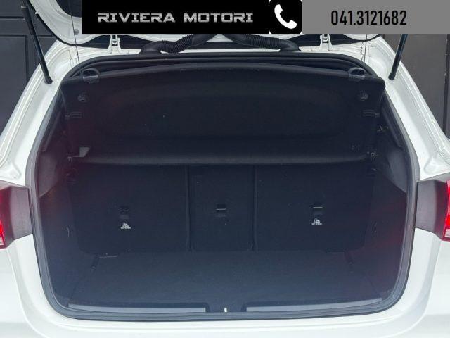 MERCEDES-BENZ A 200 d Automatic 4Matic Sport Night pack