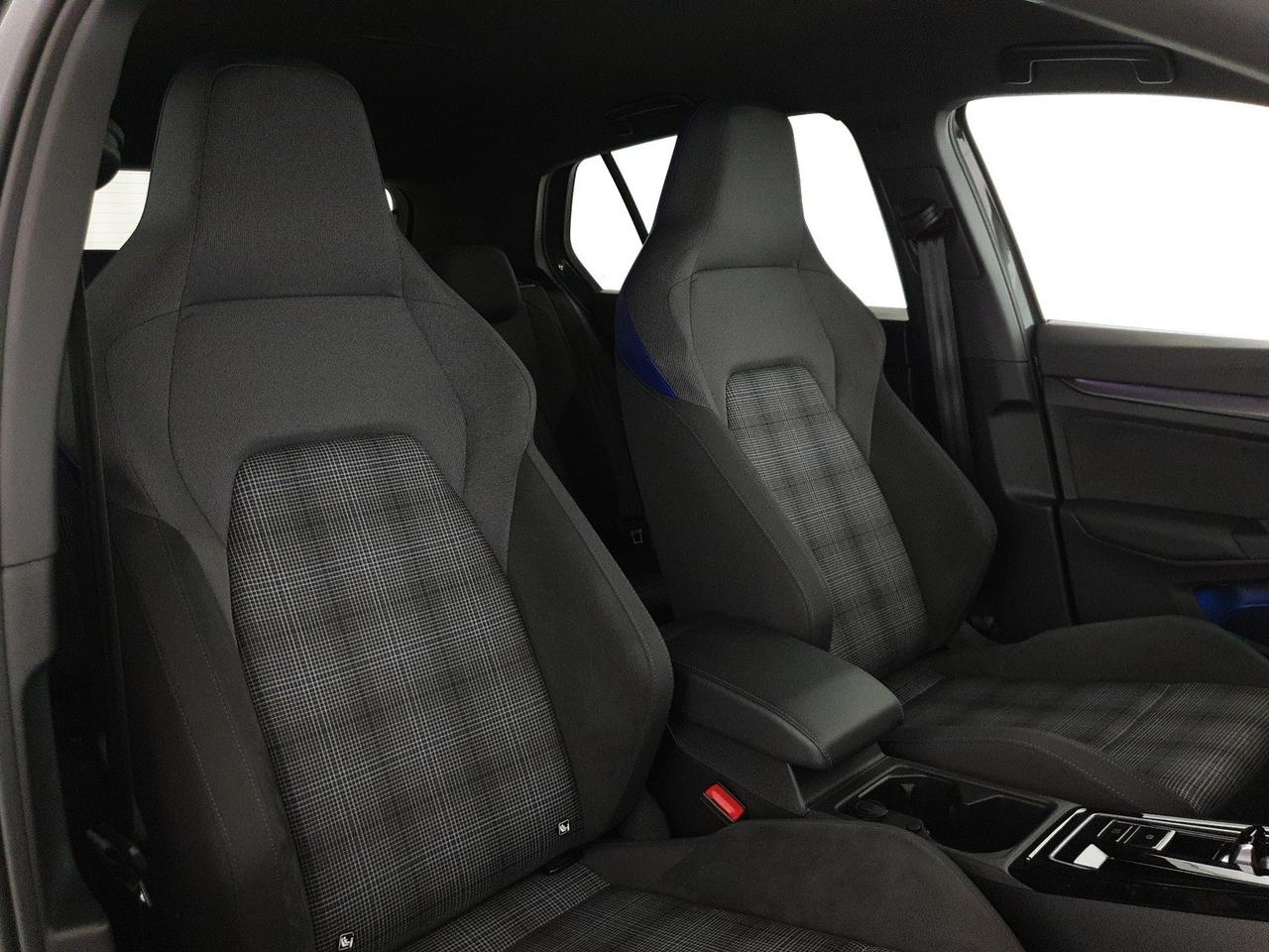 Volkswagen Golf 1.4 gte dsg