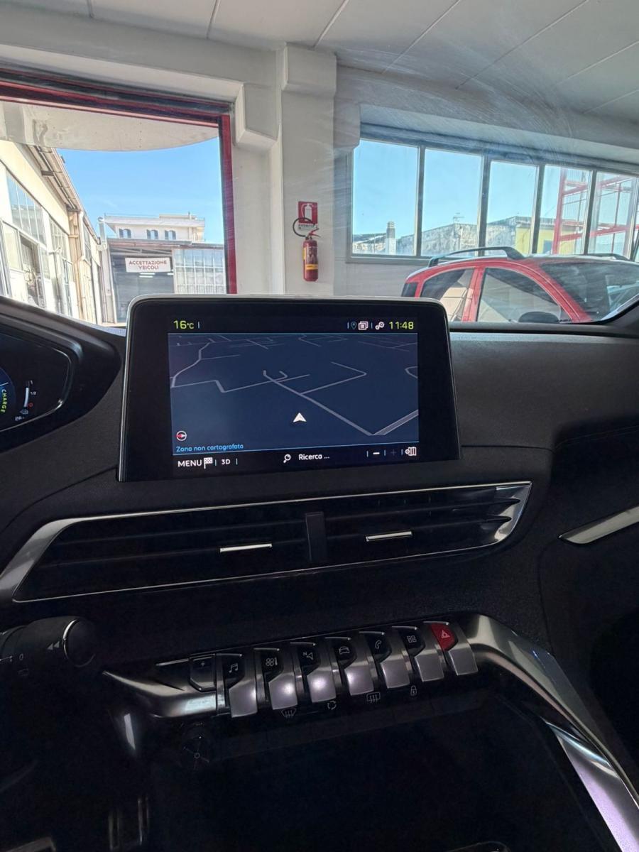 PEUGEOT - 3008 - Hybrid4 300 e-EAT8 GT Line