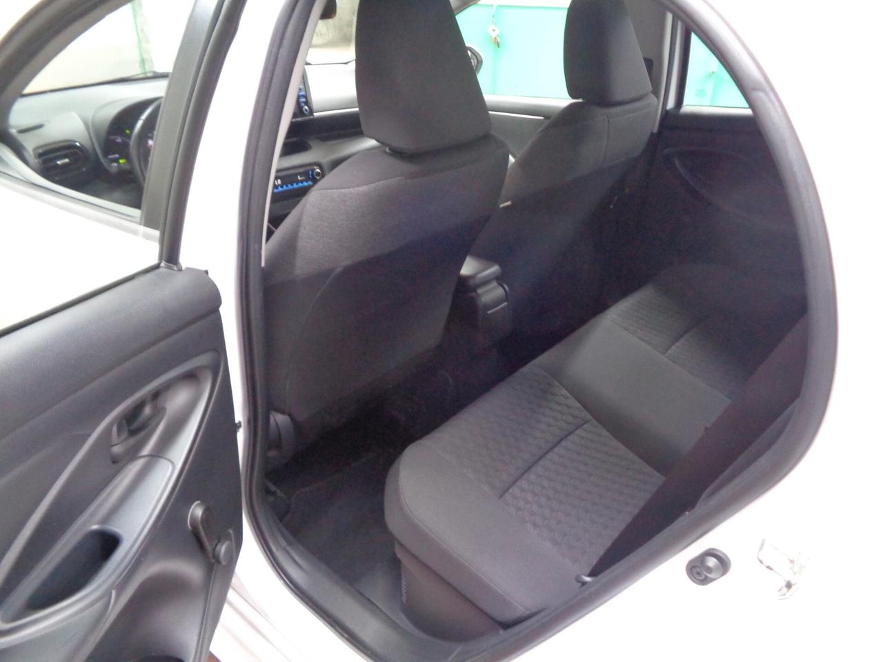 Toyota Yaris 1.5 Hybrid 5 porte Business NEO PATENTATI