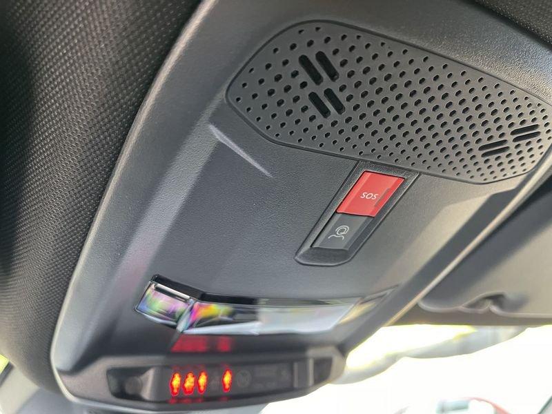 Peugeot 2008 1.2 hybrid GT 145cv e-dcs6 - KM0