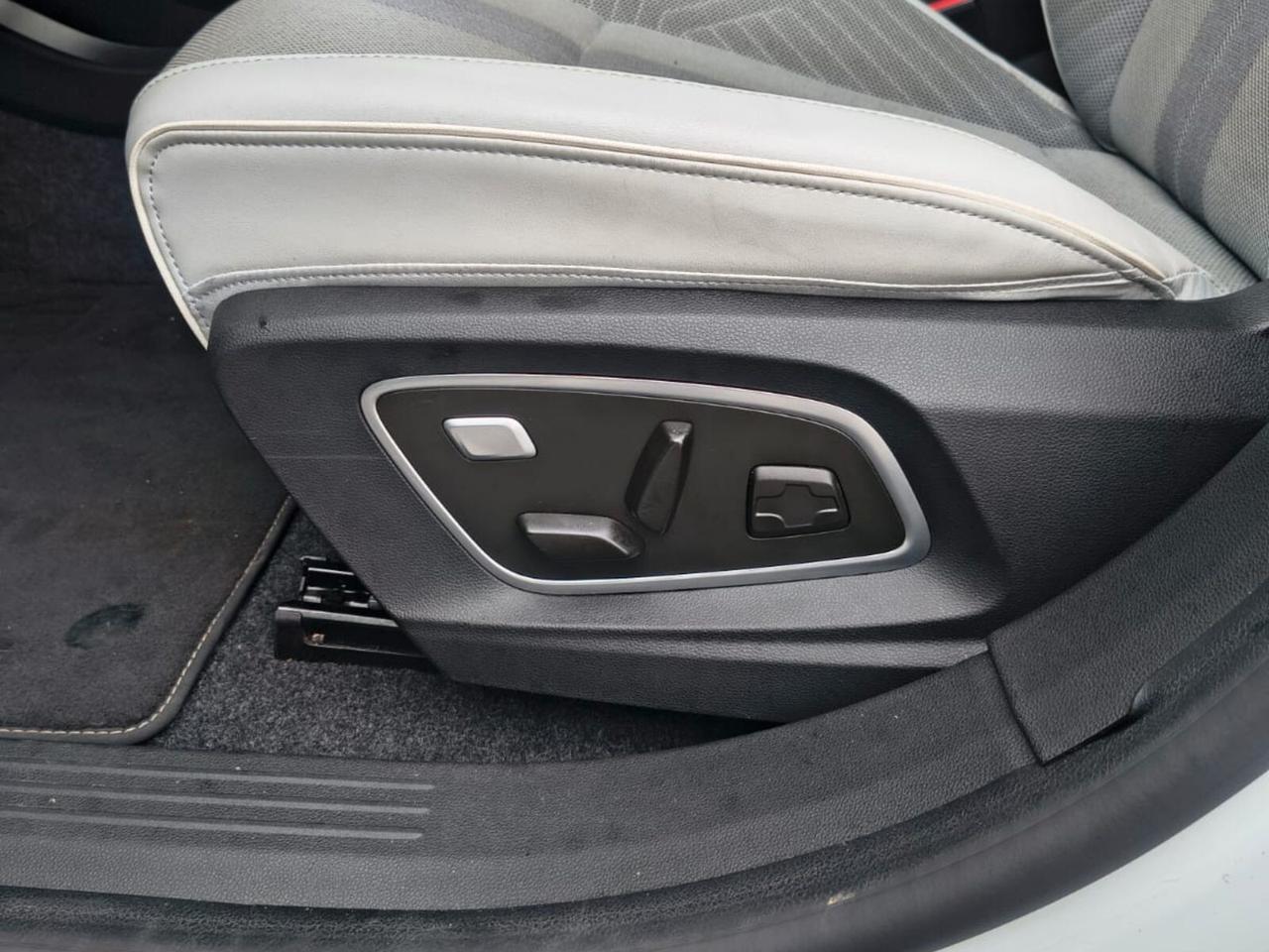 Renault Scenic Scénic E-Tech Electric 220 CV Long Range Iconic