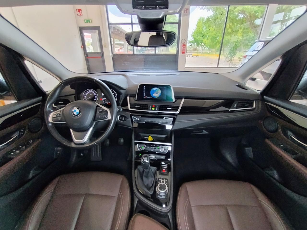 BMW 218d Active Tourer Luxury LED NAVI AMBIENT