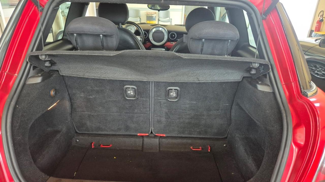 Mini 1.6 16V Cooper